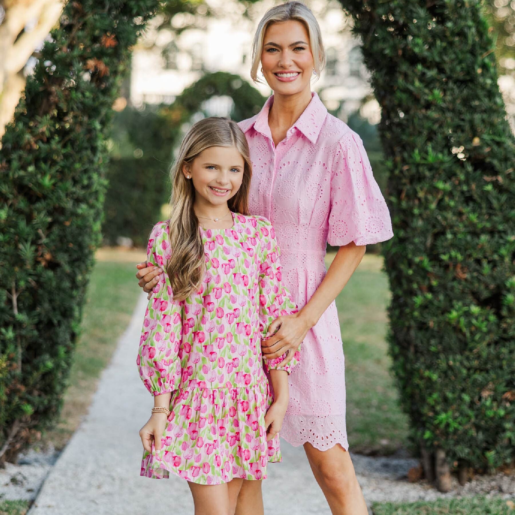 The Mint Julep banner