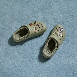 Crocs banner