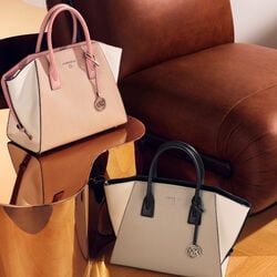 Michael kors deals nebraska crossing outlet